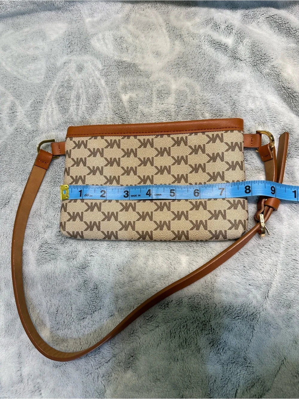 Michael Kors Signature Logo belt bag in Beige and Brown